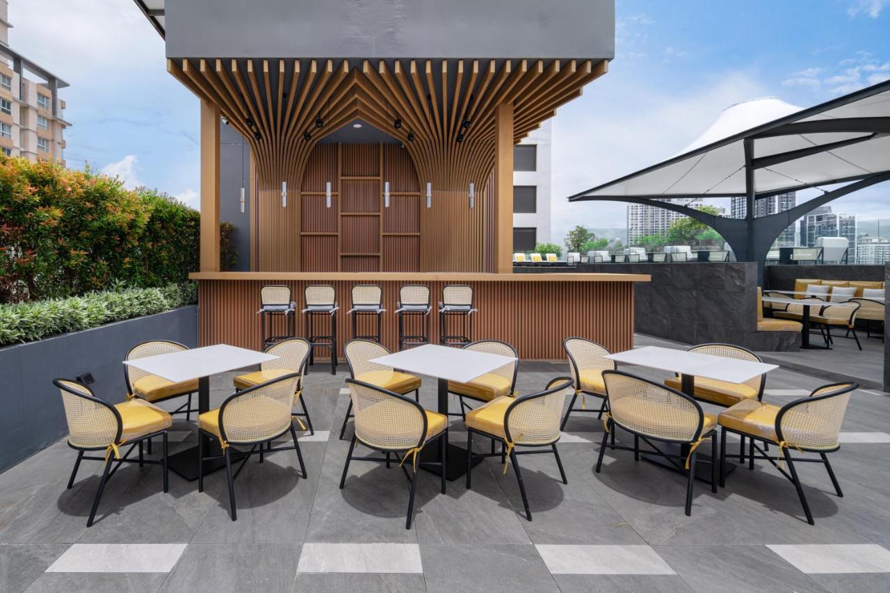 酒店 Ramada Plaza By Wyndham Sukhumvit 48 4*