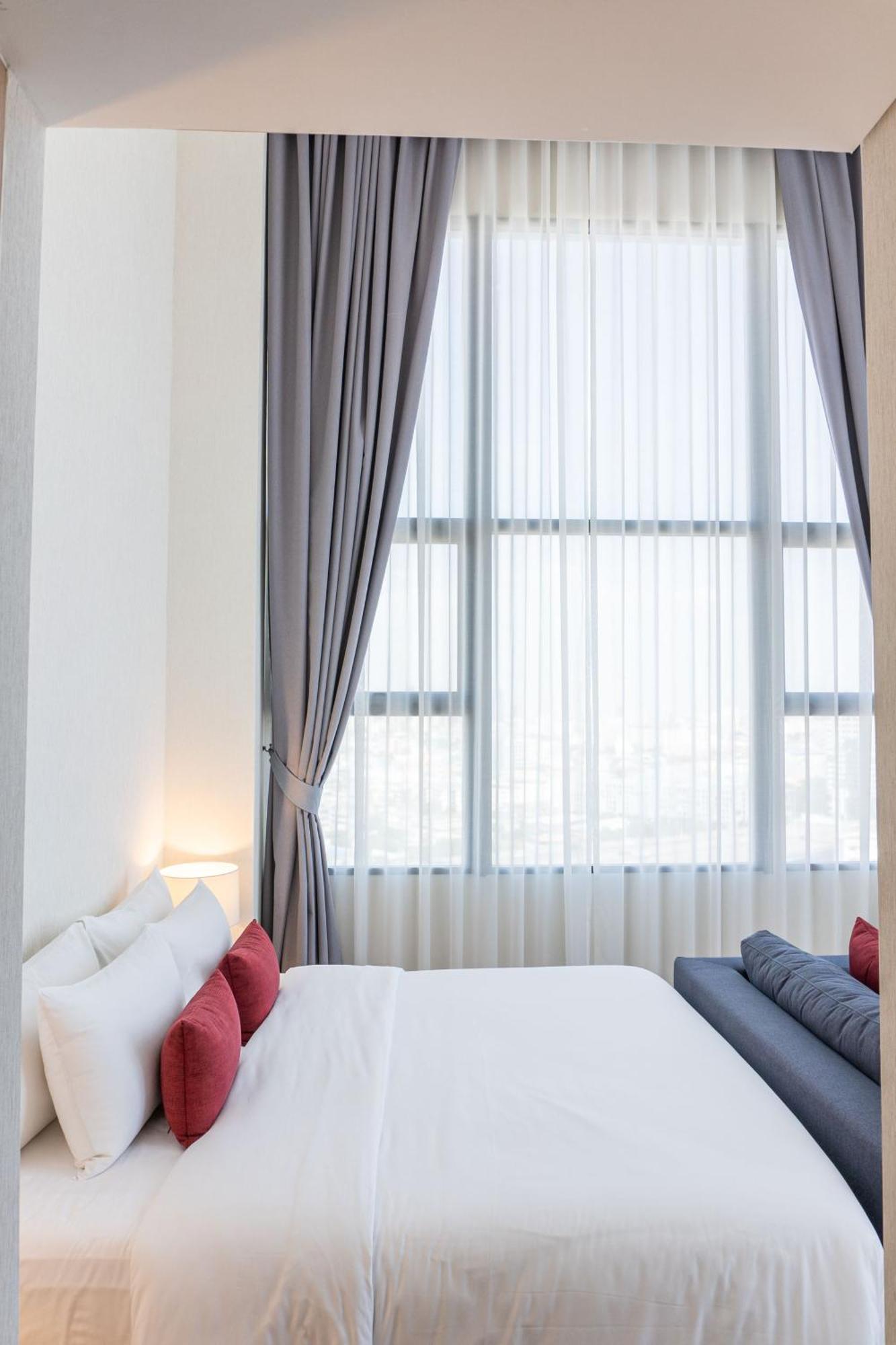 酒店 Ramada Plaza By Wyndham Sukhumvit 48 4*