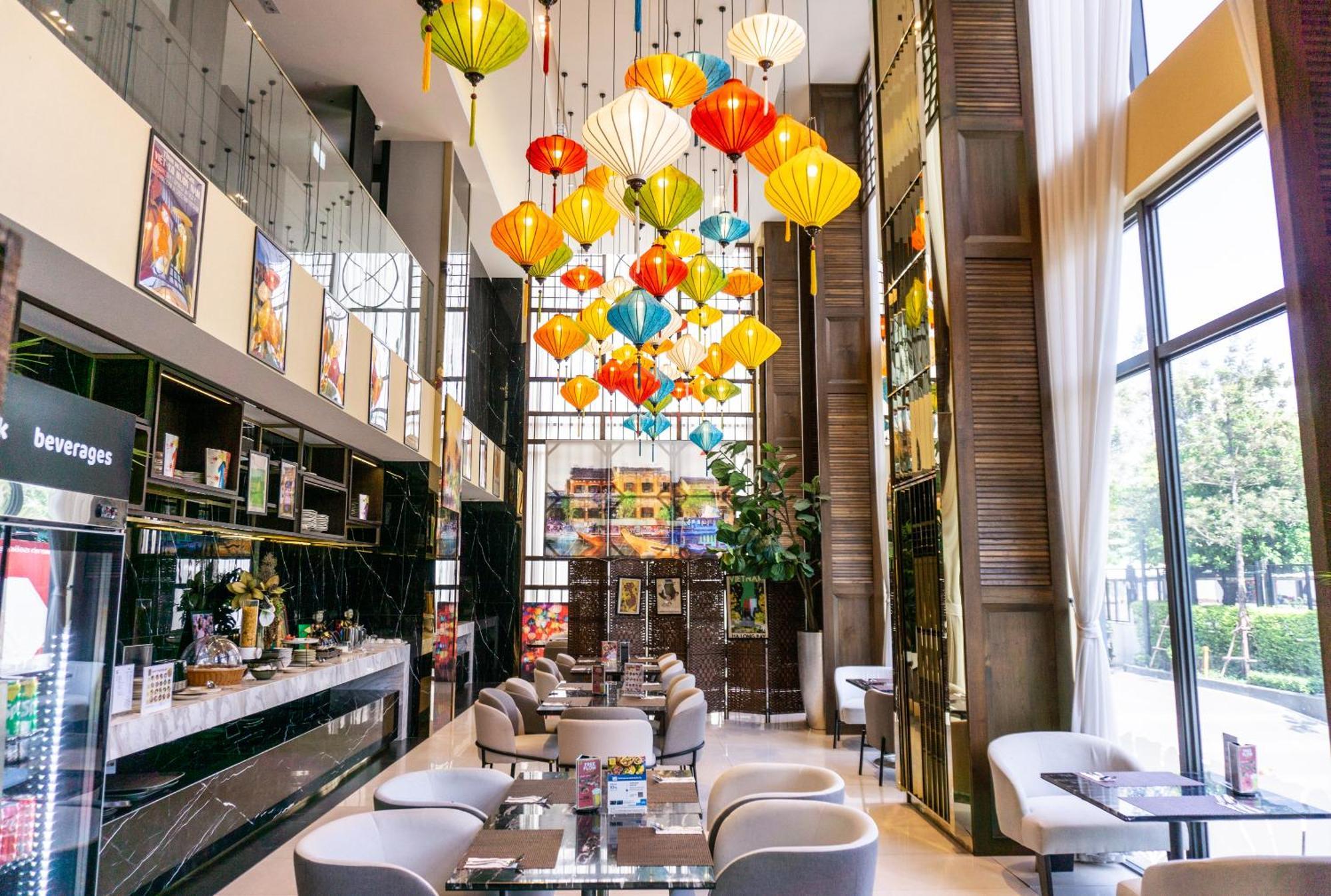होटल Ramada Plaza By Wyndham Sukhumvit 48 4*