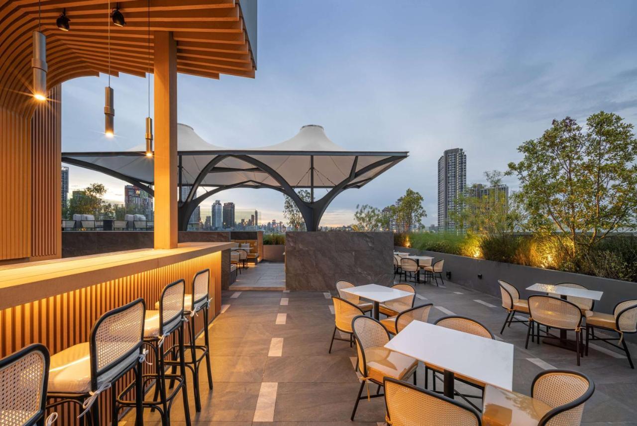 होटल Ramada Plaza By Wyndham Sukhumvit 48