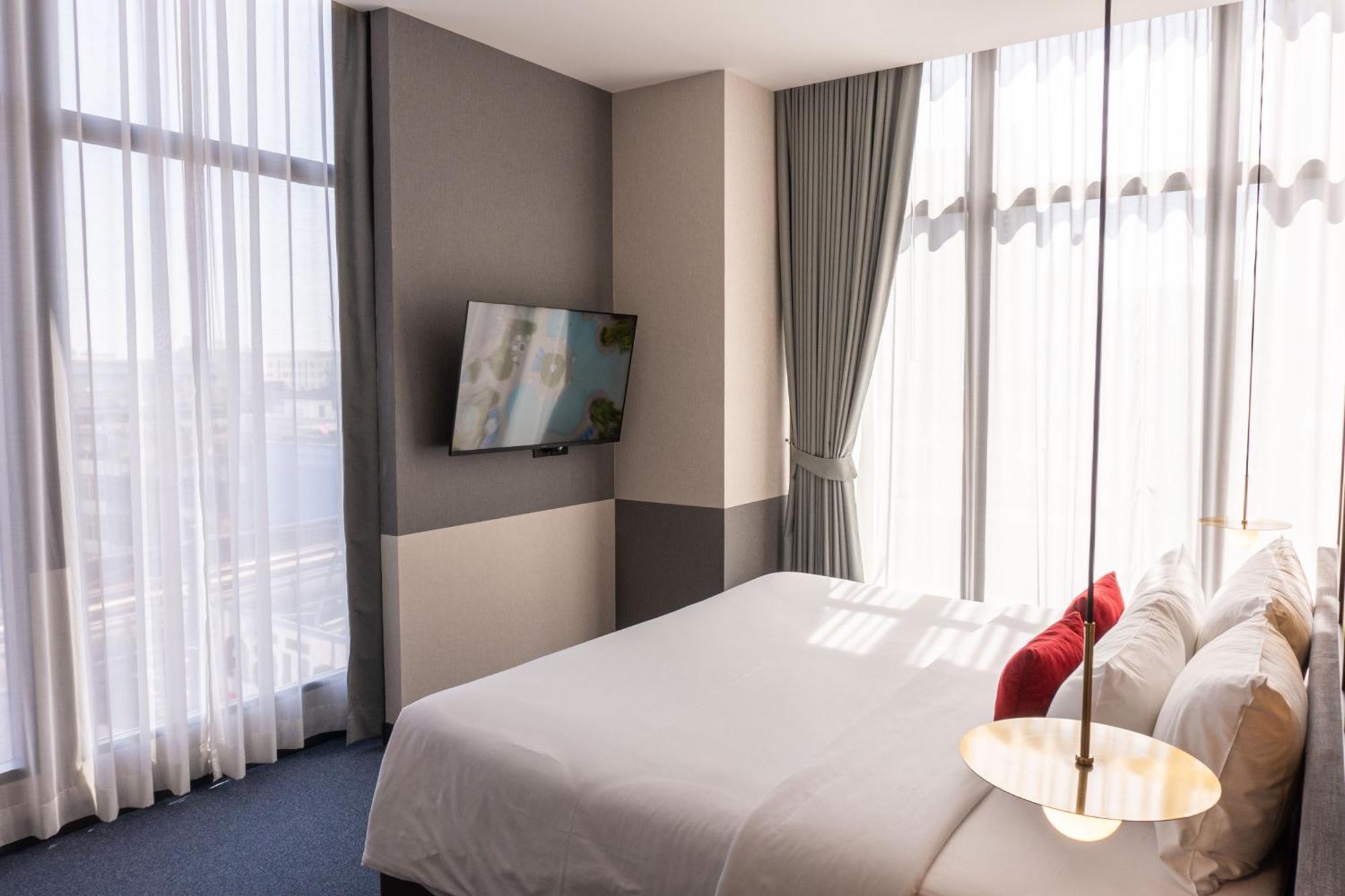 होटल Ramada Plaza By Wyndham Sukhumvit 48 4*