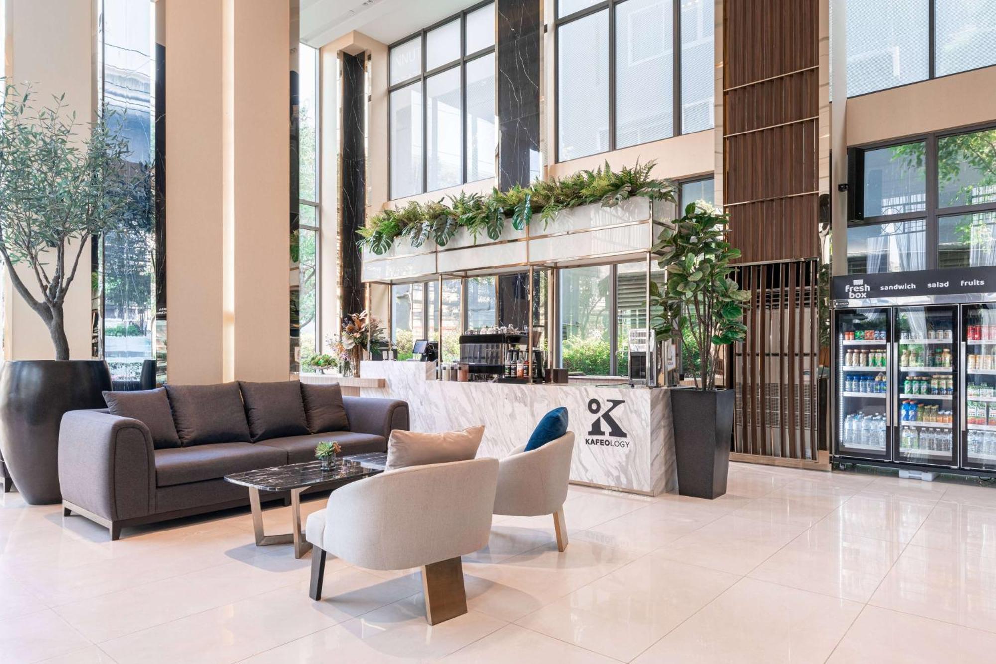 होटल Ramada Plaza By Wyndham Sukhumvit 48 4*